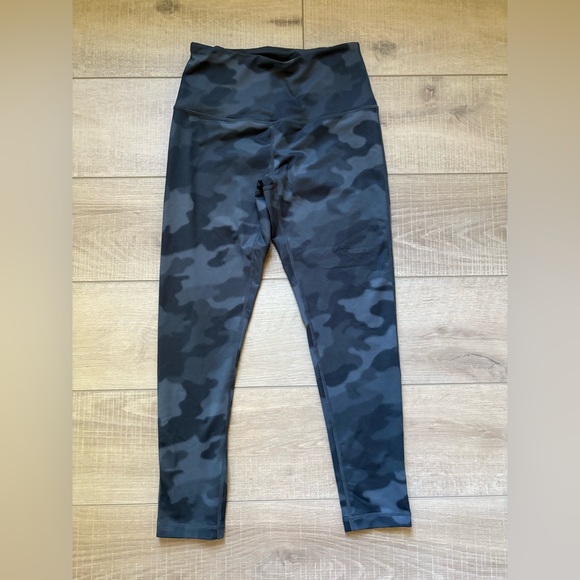 Zella Camo Print High-Waisted Capri Leggings - Picture 2 of 7